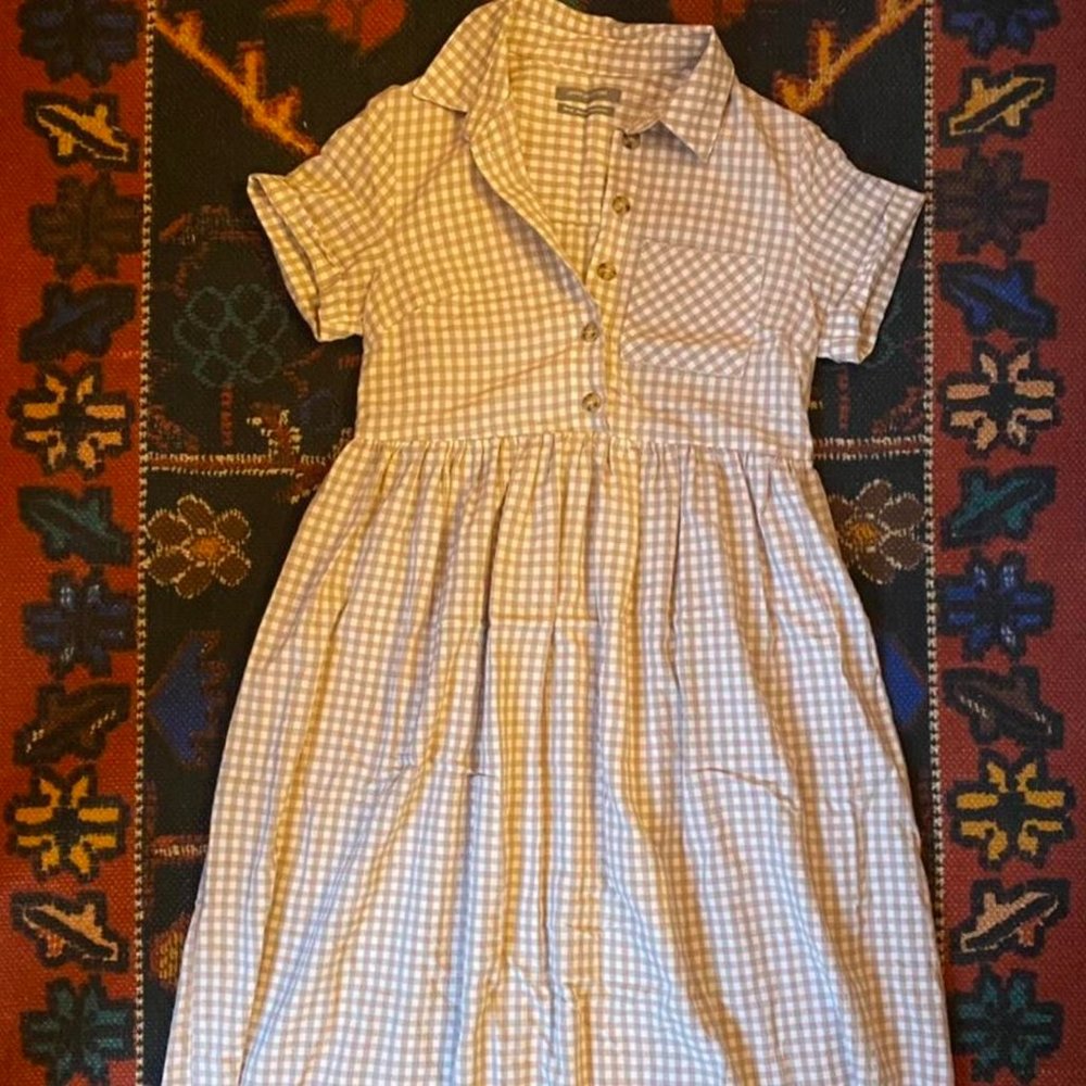 Women's Pink and White Dress